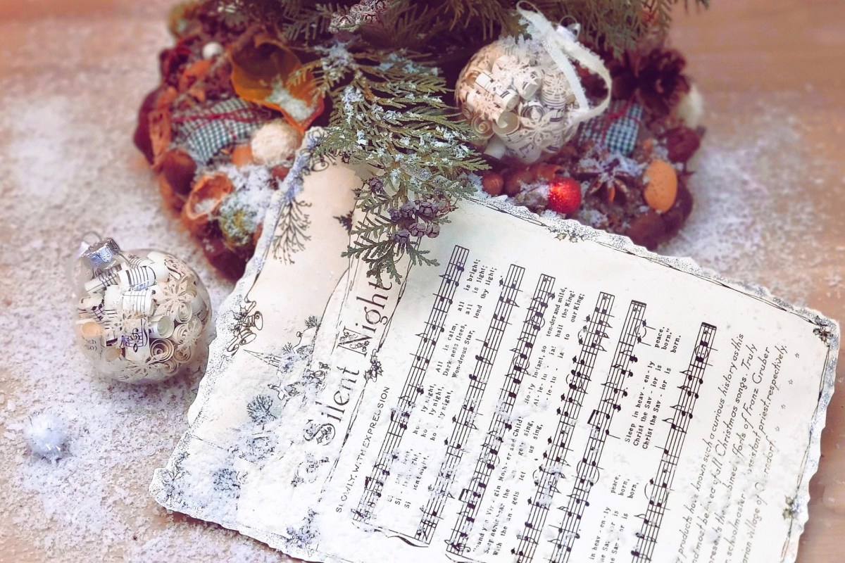 5 Of The Best Modern Christmas Songs For Christmas 2022 Superlocrian